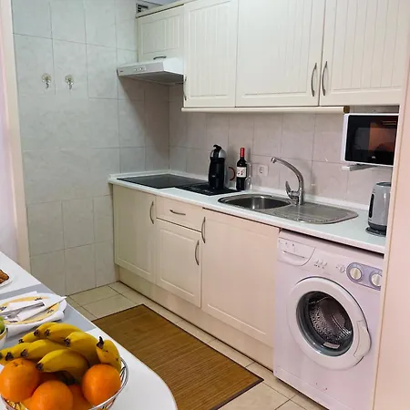 Govimar Terrace & Pool - Parking