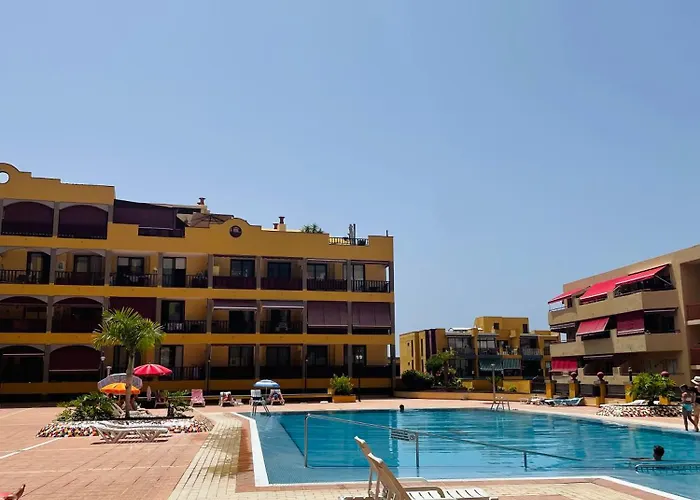 Govimar Terrace & Pool - Parking