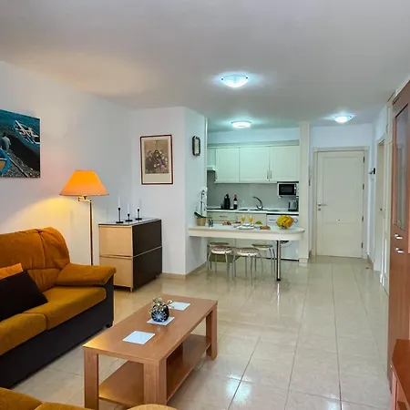 Govimar Terrace & Pool - Parking * 圣地亚哥港